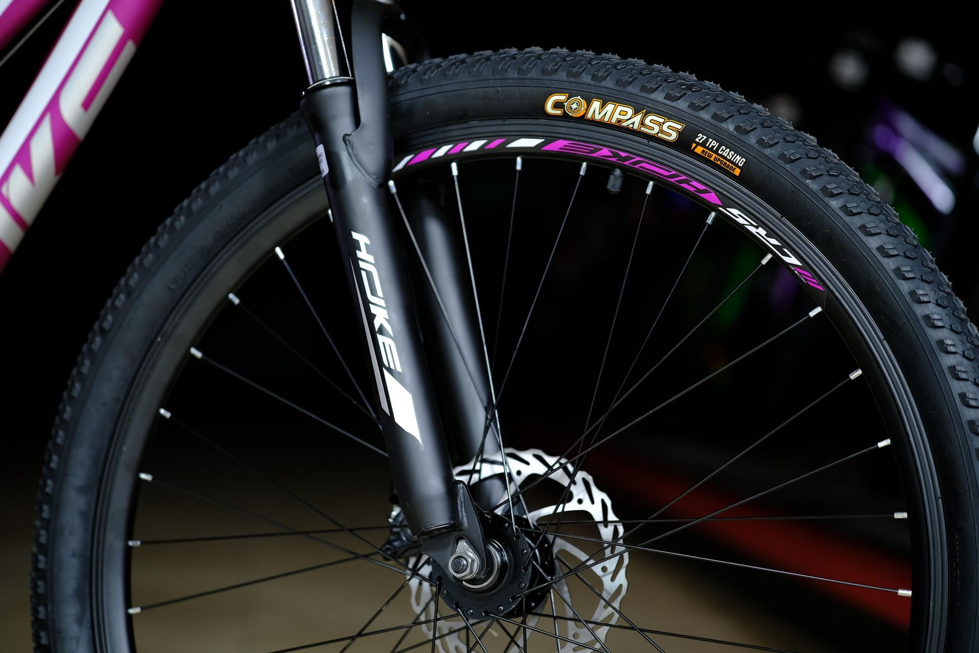 Обод 27.5 двойной, втулки стальные на промподштпниках
 HOKE Jade 100 MD матовый фиолетовый-белый 15