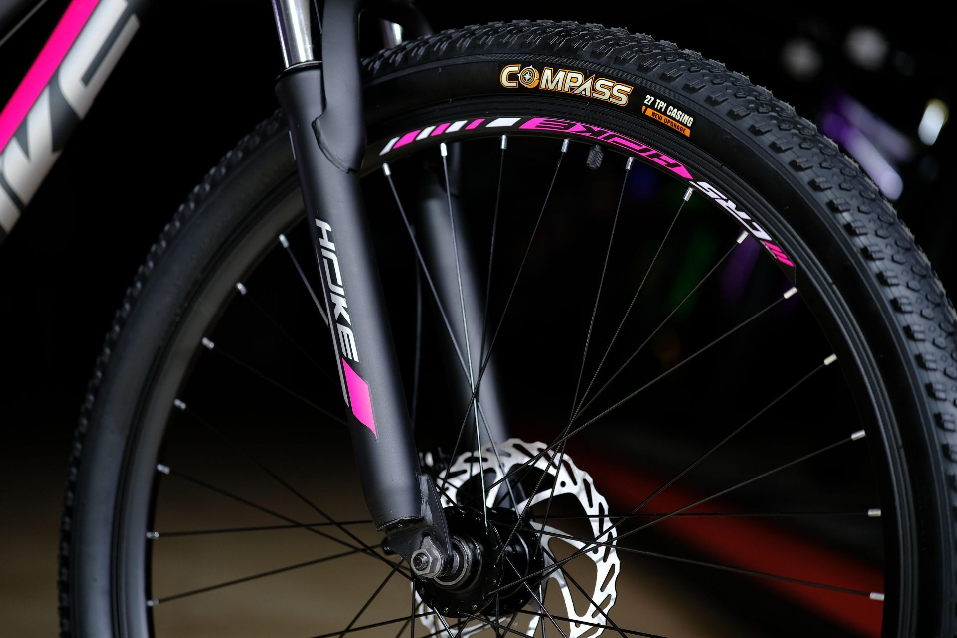 Обод 27.5 двойной, втулки стальные на промподштпниках
 HOKE Jade 100 MD матовый серый-розовый 19